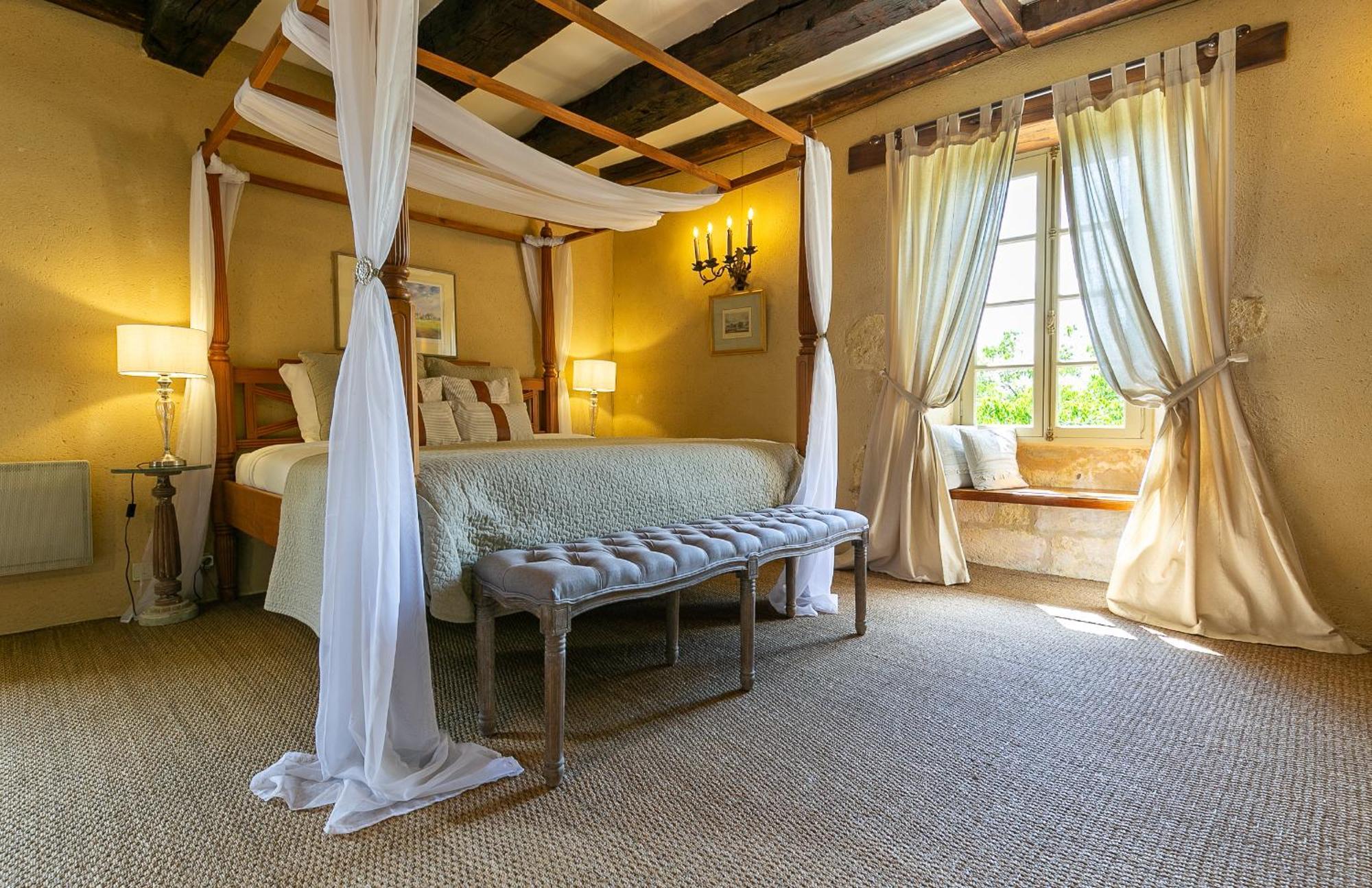 La Maison Louverie Pontours エクステリア 写真