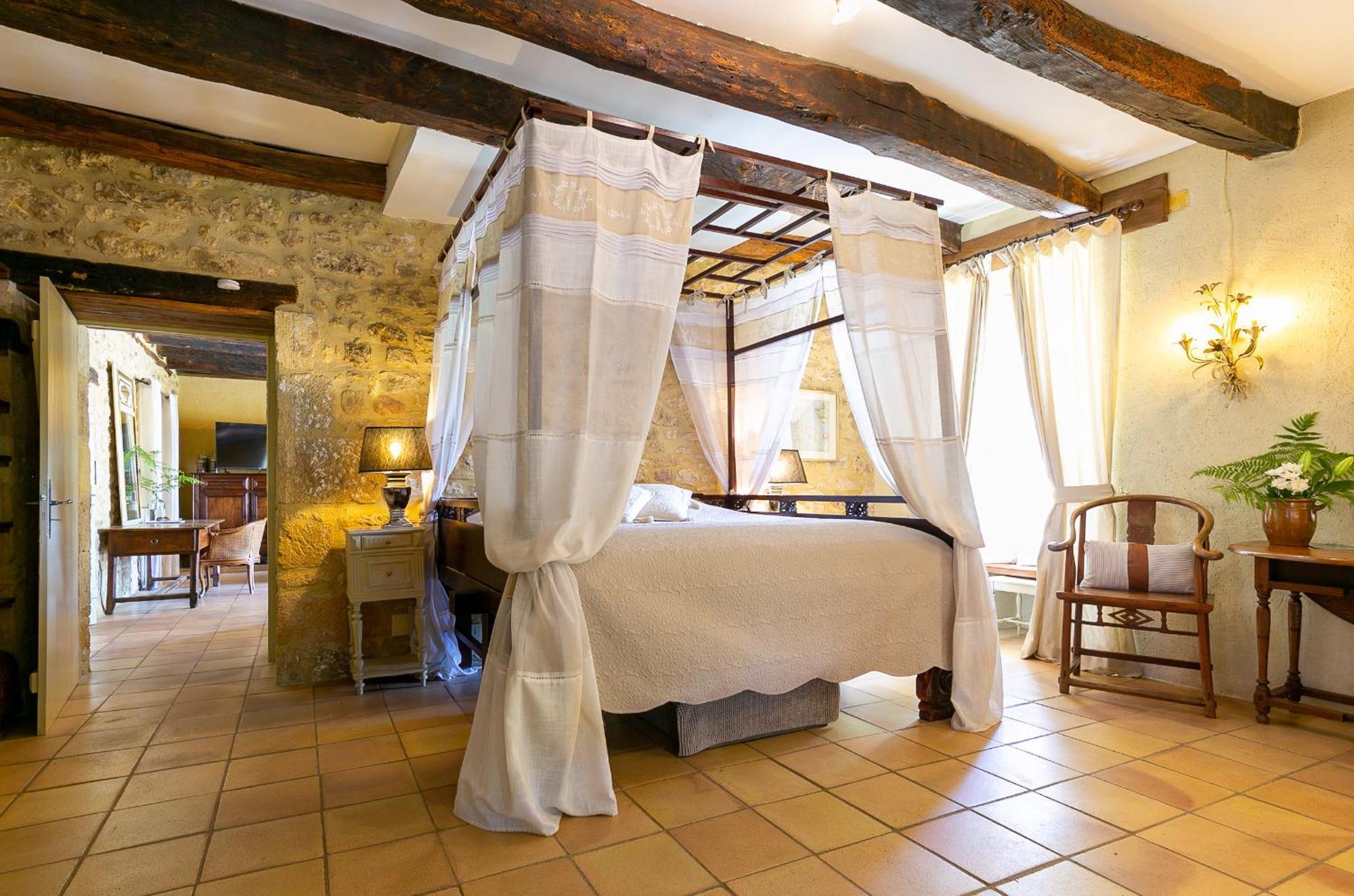La Maison Louverie Pontours エクステリア 写真