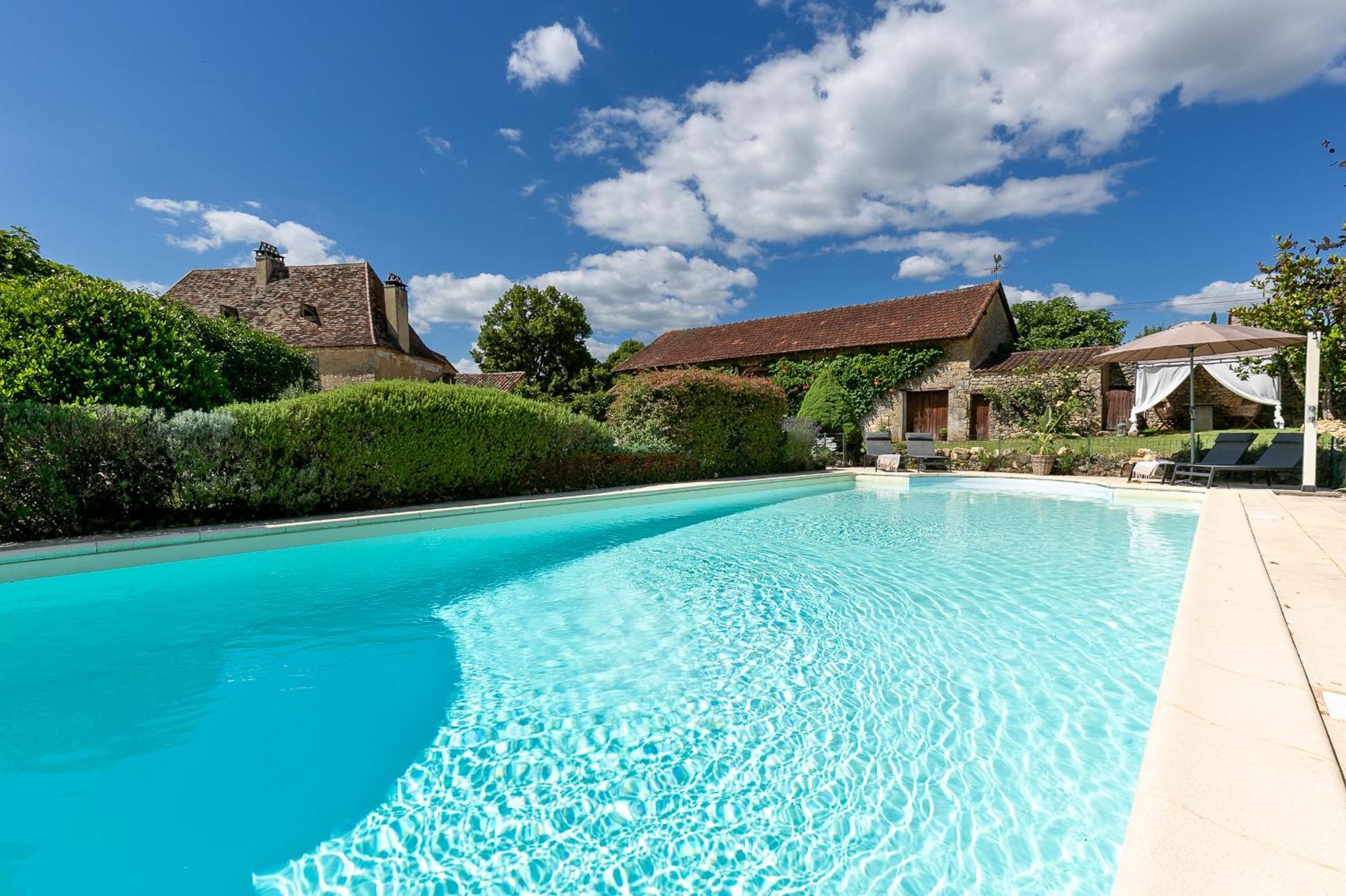 La Maison Louverie Pontours エクステリア 写真